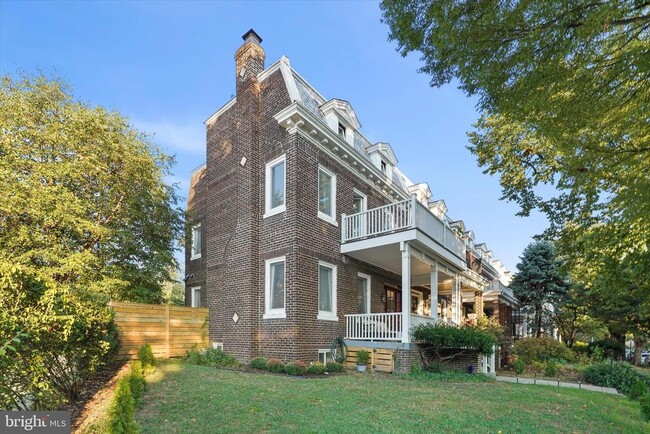 Building Photo - 4131 Illinois Ave NW