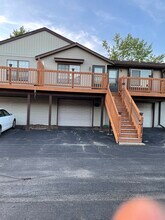 Building Photo - 4019 Lillie Ave