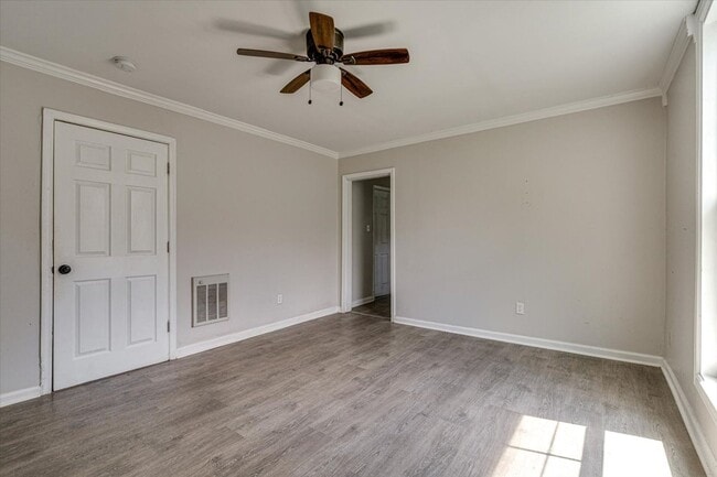 Building Photo - 3-Bedroom Home in Chattanooga – $1,350/Month