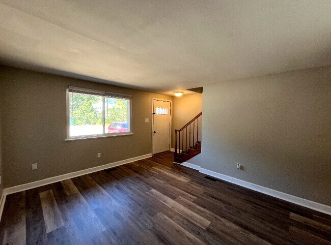 Foto del edificio - 1390 Lincoln Dr