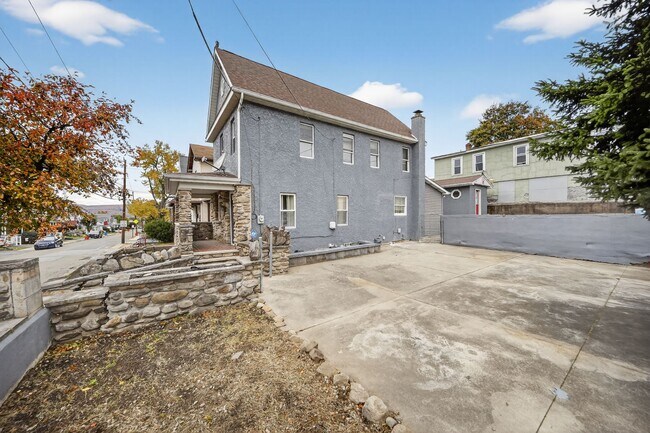 Foto del edificio - 2035 Delaware St