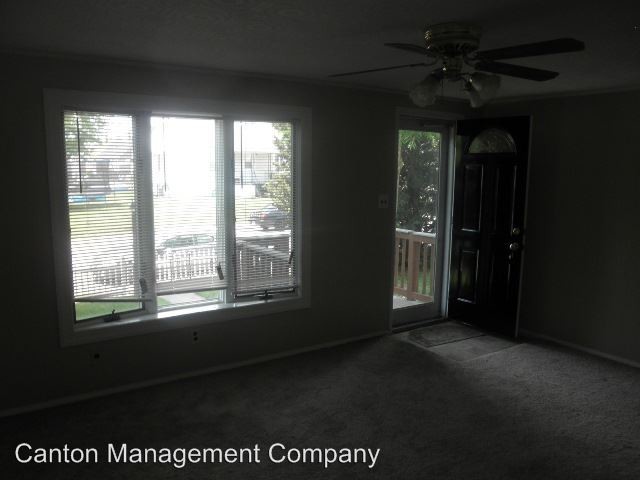 Building Photo - 3 br, 1 bath House - 5613 Patrick Henry Dr.