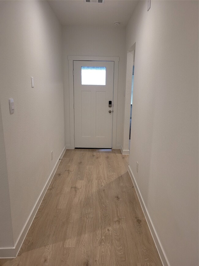 Building Photo - 4951 Pne Hvn Ln