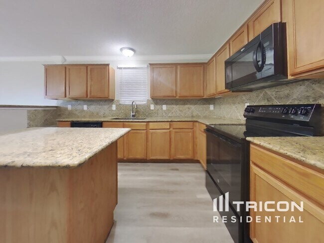 Building Photo - 3608 Clydesdale Drive Denton TX