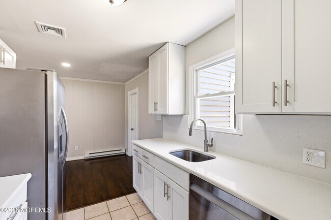 Building Photo - 319 Nautilus Blvd