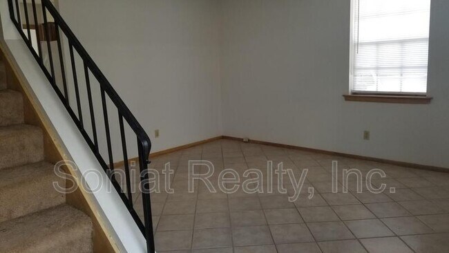 Building Photo - 3025 16th St