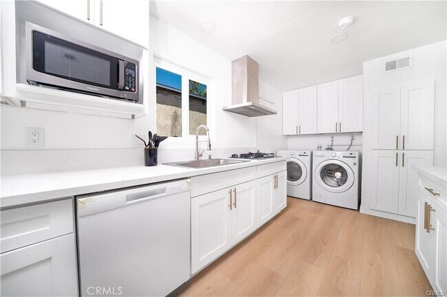 Foto del edificio - 1011 W Myrtle St