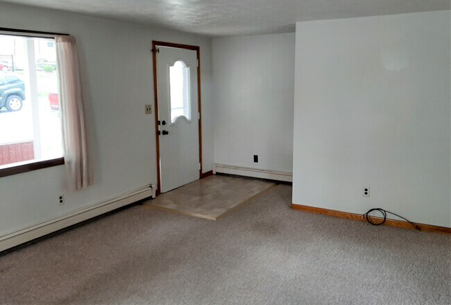 Building Photo - 521 Spruce St