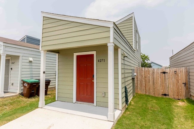 Building Photo - 4271 Thalweg Way