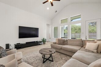 Building Photo - 7403 Hanover Ln