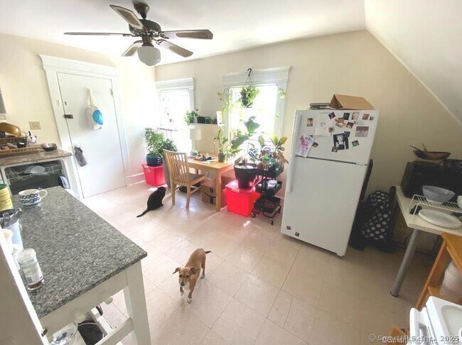 Foto del edificio - 284 Willow St