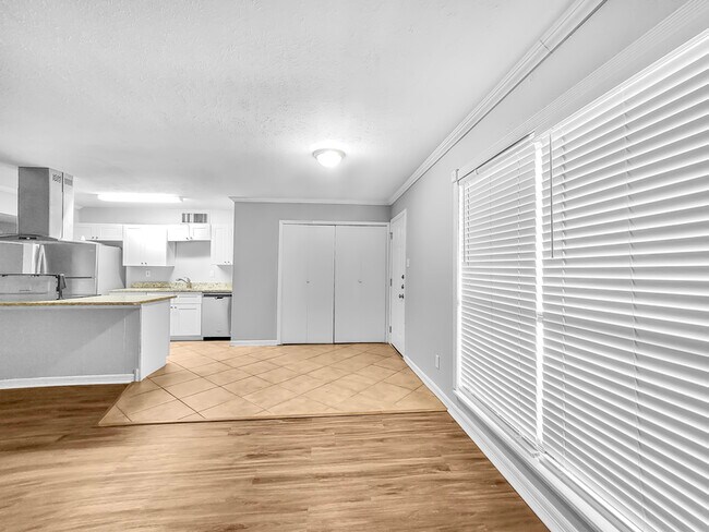 Building Photo - 918 Clark Trail