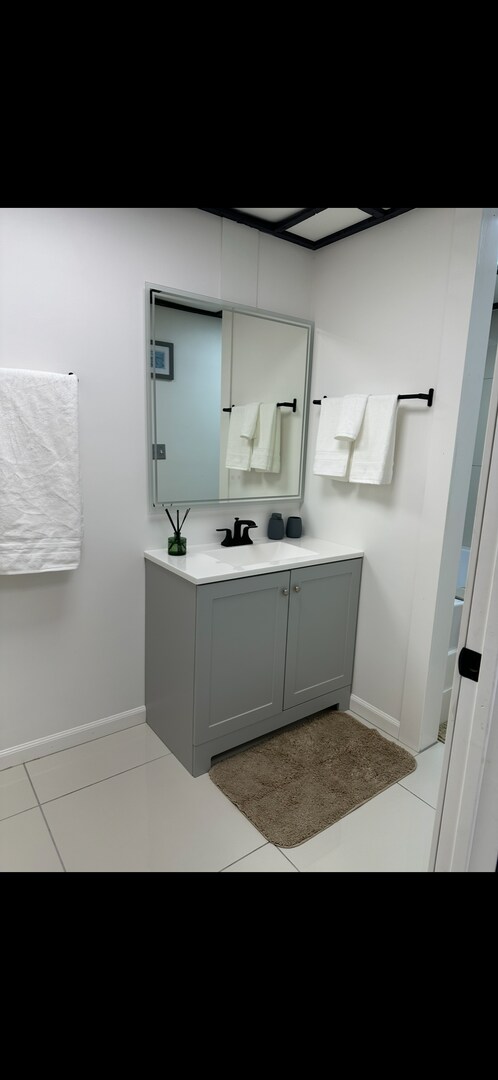 Building Photo - 651 Chena Hot Springs Rd