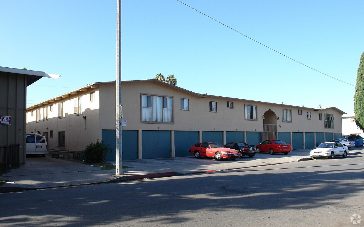 Building Photo - Guinida Lane Apartment Homes