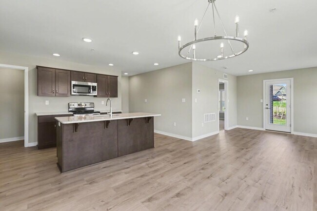 Foto del edificio - 7213 White Oak Blvd