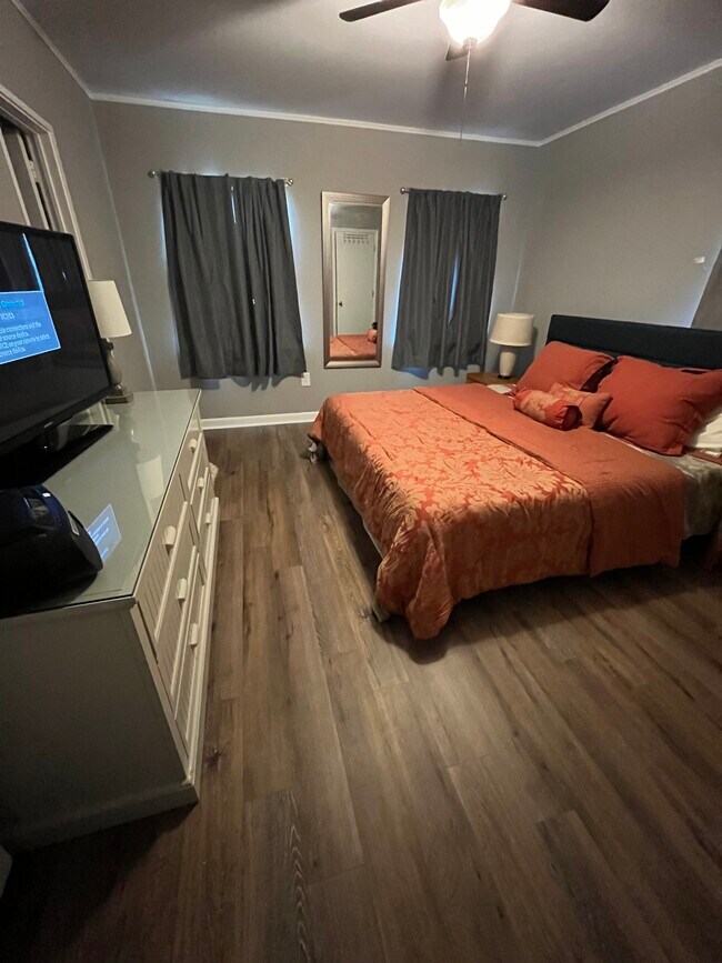 Foto del edificio - 2846 Walton Way