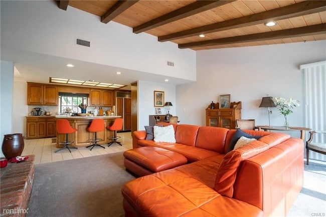 Building Photo - 3 br, 2 bath House - 29872 Knoll View Dr