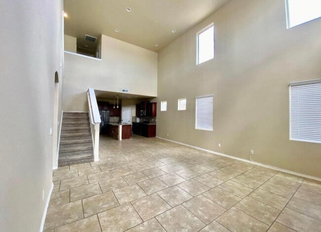 Building Photo - 4084 Loma Dante Dr