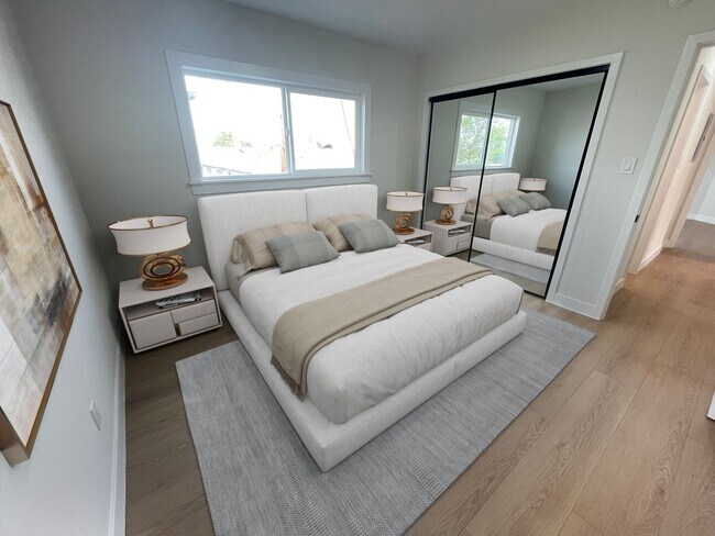 Interior Photo - 721 Edgewood / 8661 North Beach Keller LLC