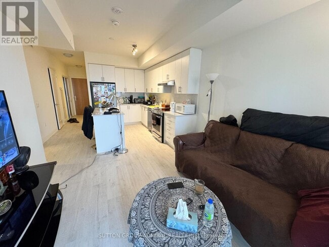 Building Photo - 8960 Jane St