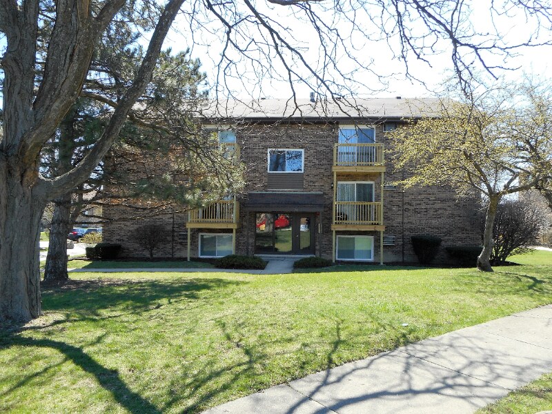 Foto principal - 531 Brookside Dr