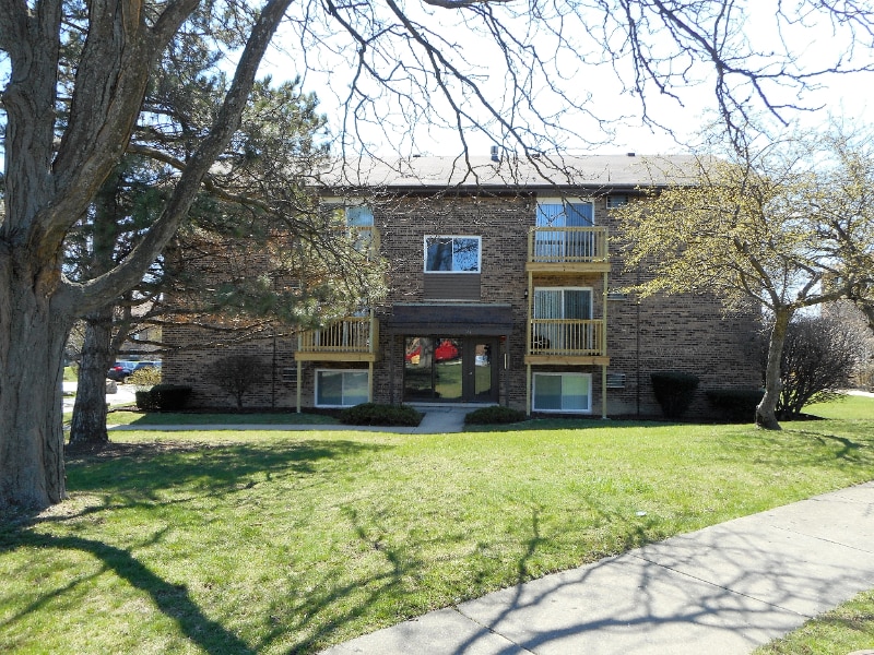 Primary Photo - 531 Brookside Dr