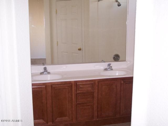 Foto del edificio - 12522 W Jefferson St