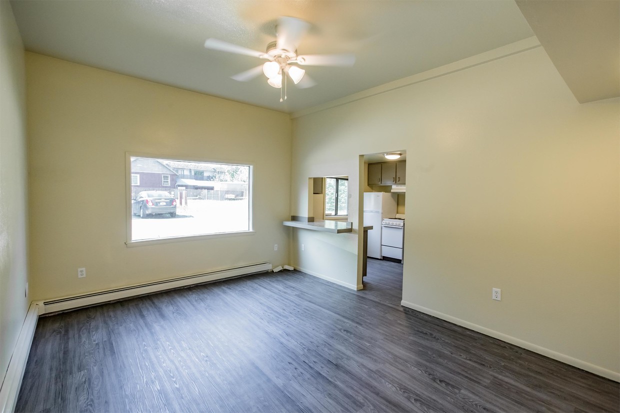 Foto principal - 1500 4th Ave
