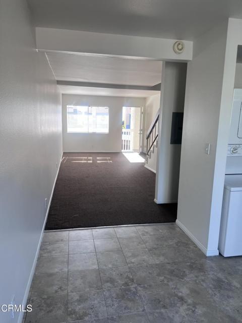 Foto del edificio - 233 S Ventura Rd
