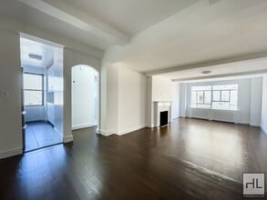 Building Photo - FIFTH AVENUE