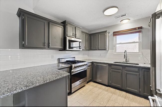 Building Photo - 1509 Trailwood Ct