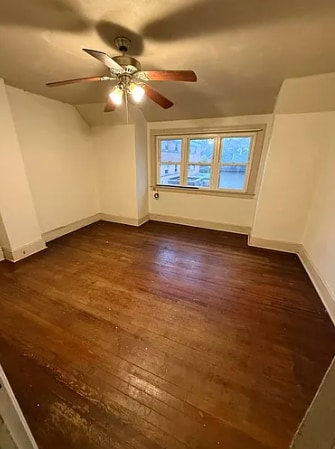 Foto principal - 390 N McKean St