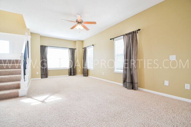 Foto del edificio - Beautiful 3 Bedroom Townhome in West Des M...