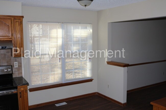 Building Photo - Finished basement and fenced backyard