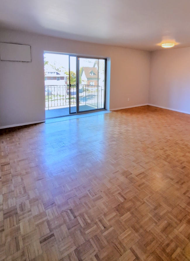 Photo du bâtiment - 3015 Sandwich St.