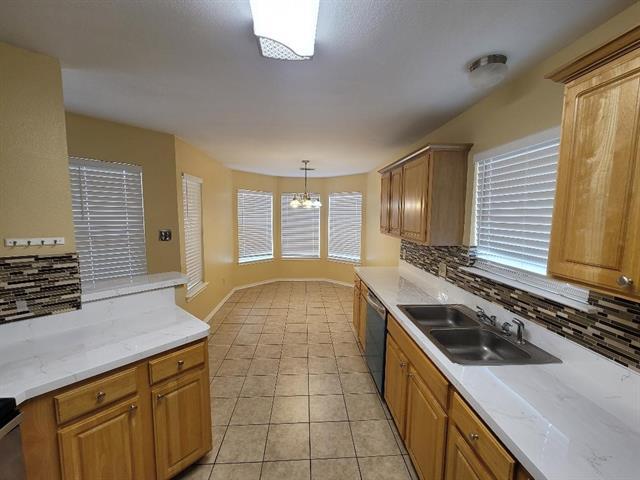 Building Photo - 3424 Cobblestone Dr