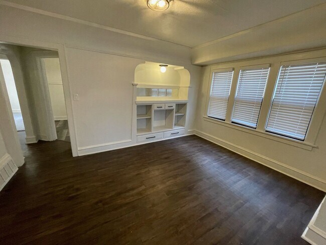 Foto del edificio - 3158 N 39th St