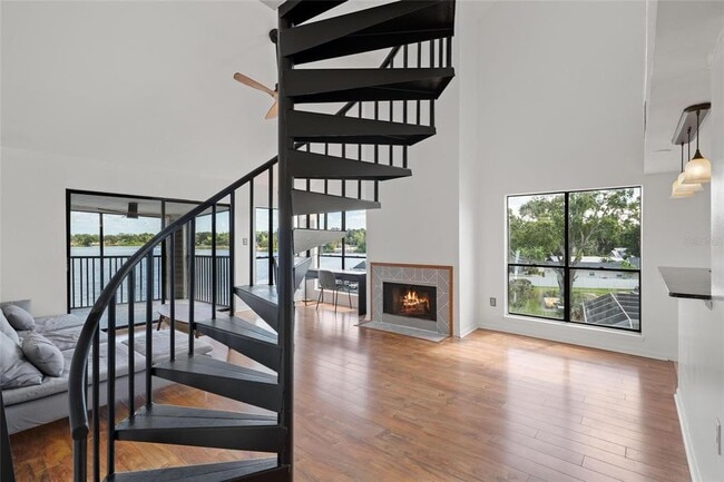 Foto del edificio - 3127 W Sligh Ave