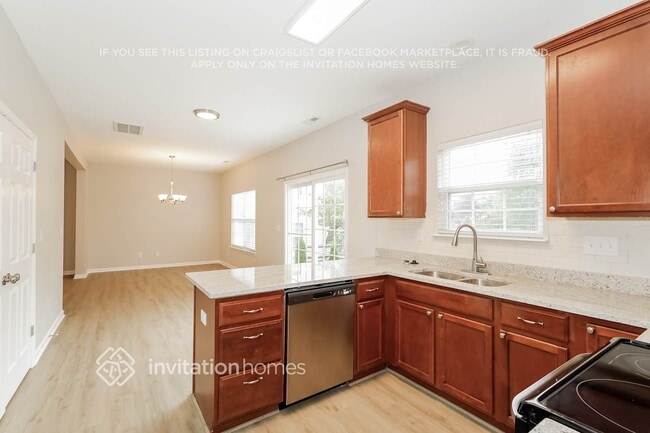 Building Photo - 4311 Overbecks Ln