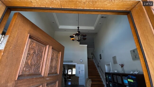 Building Photo - 4 Bed with Dual Master Bedrooms