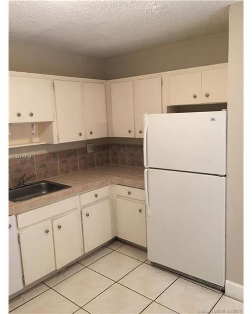 Foto del edificio - 5100 SW 41st St