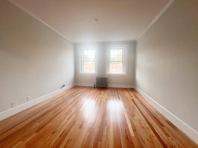 Building Photo - 2.0 bedroom in Brighton Massachusetts 2135