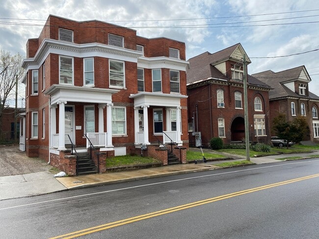 Building Photo - 509 N Central St