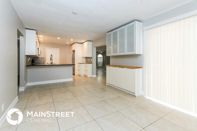 Foto del edificio - 628 SW 18th Ave