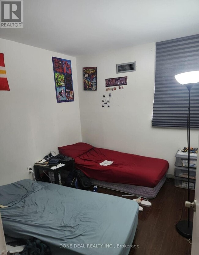 Building Photo - 10 Martha Eaton Way