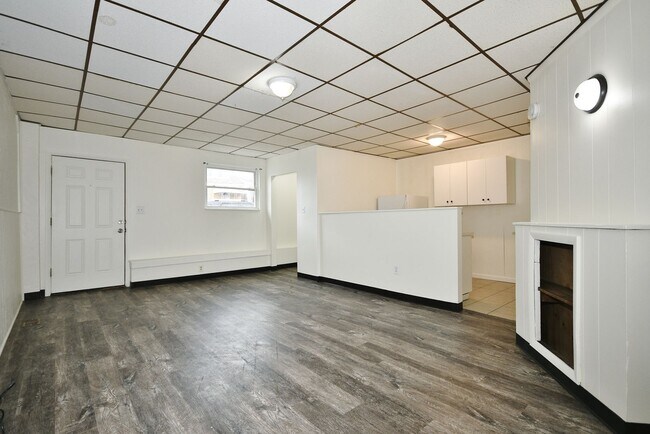 Foto del edificio - 2040 Brownsville Rd