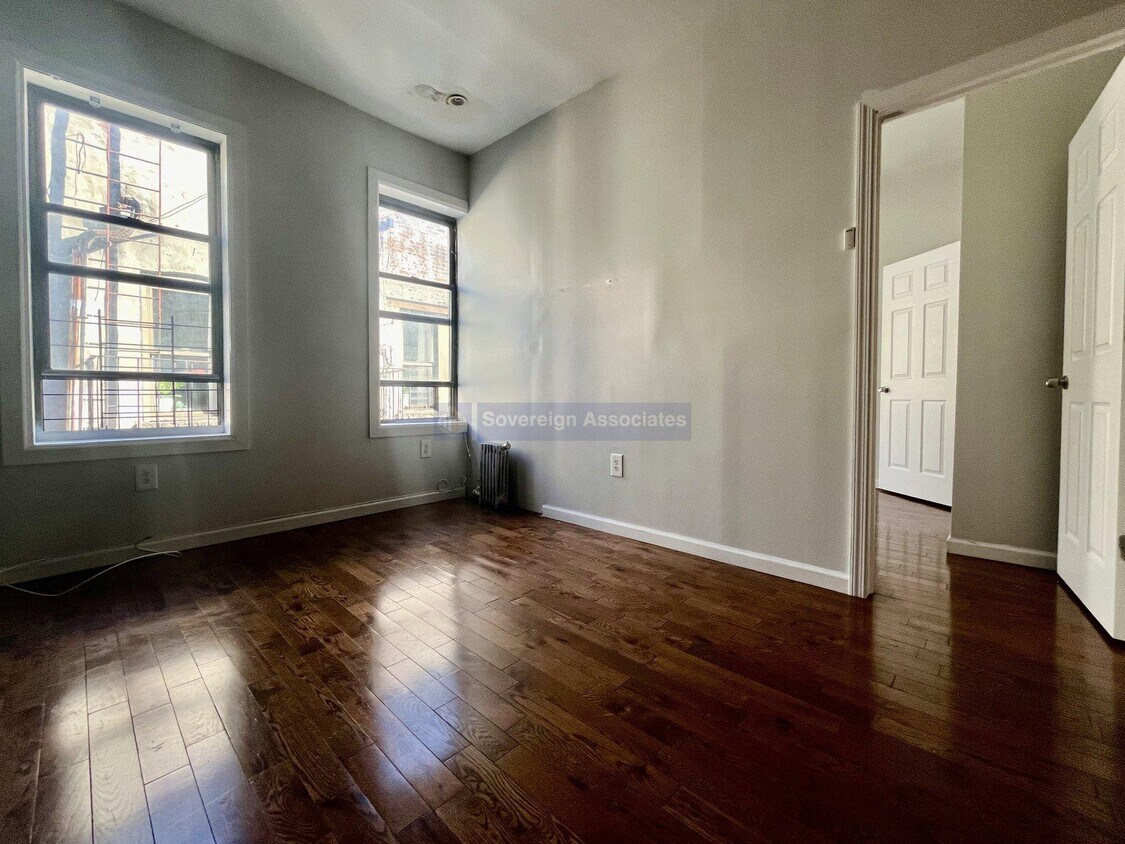 Primary Photo - 536 West 158th Street