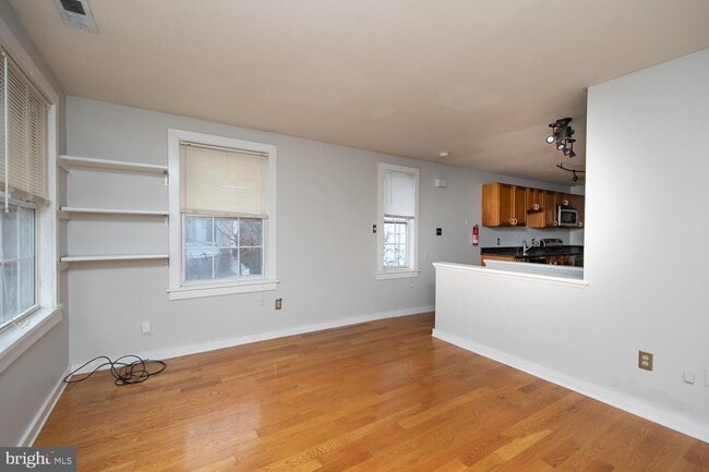 Building Photo - 1550 E Montgomery Ave