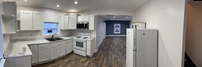 Building Photo - Village of Carthage Rental