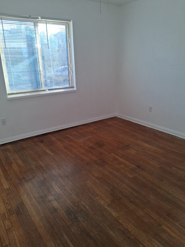 Foto del edificio - 1063 Pritz Ave